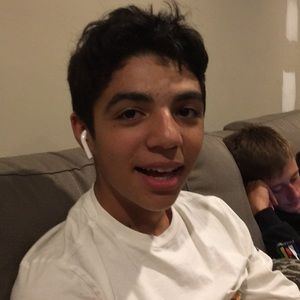 Meet your Posher, Aaron